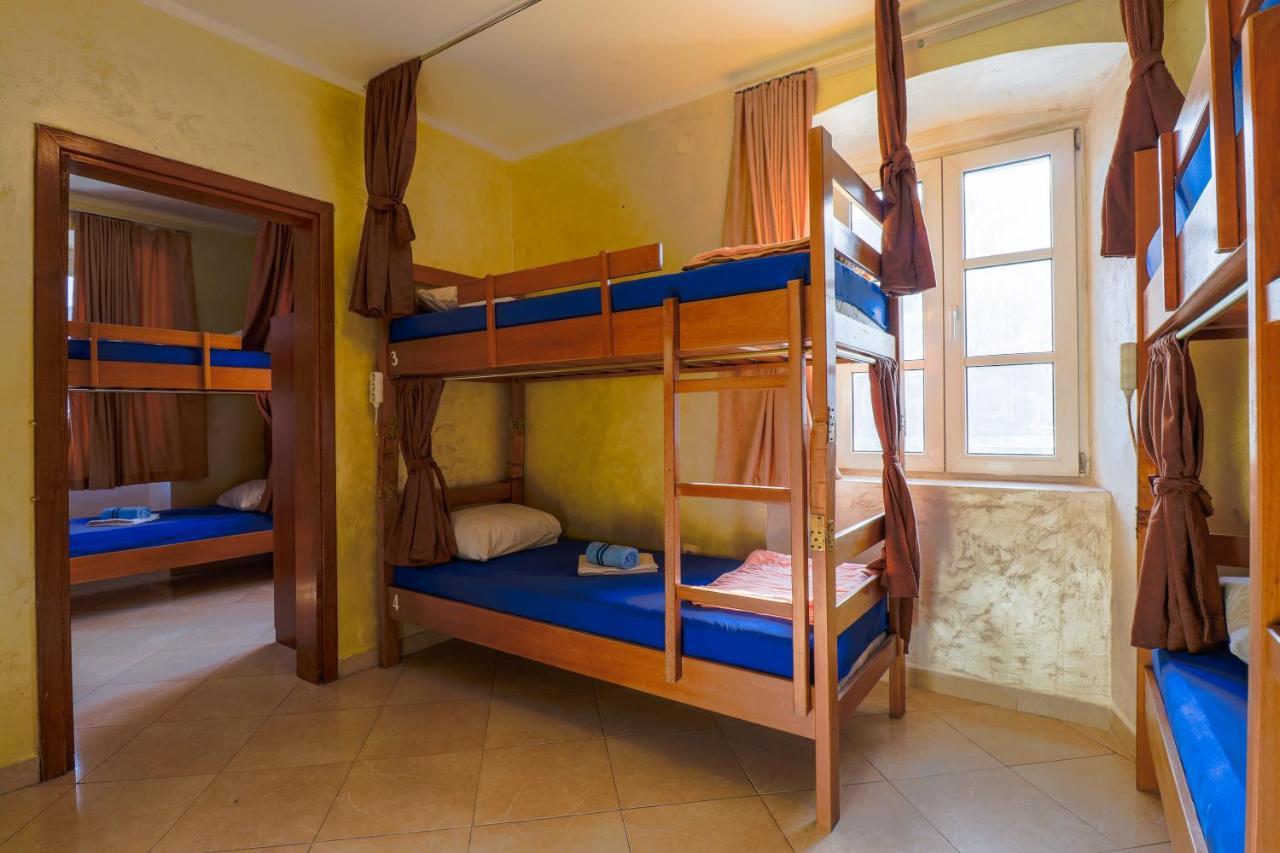 Montenegro Hostel 4U Котор Экстерьер фото